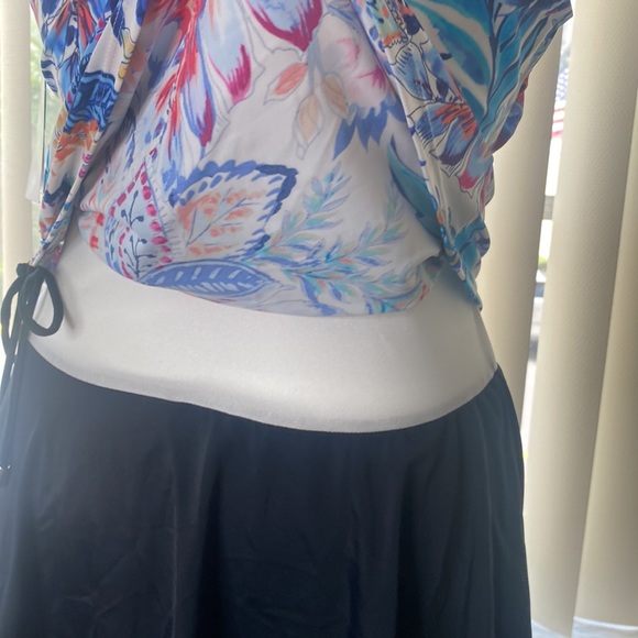 One piece swimsuit - Picture 11 of 12